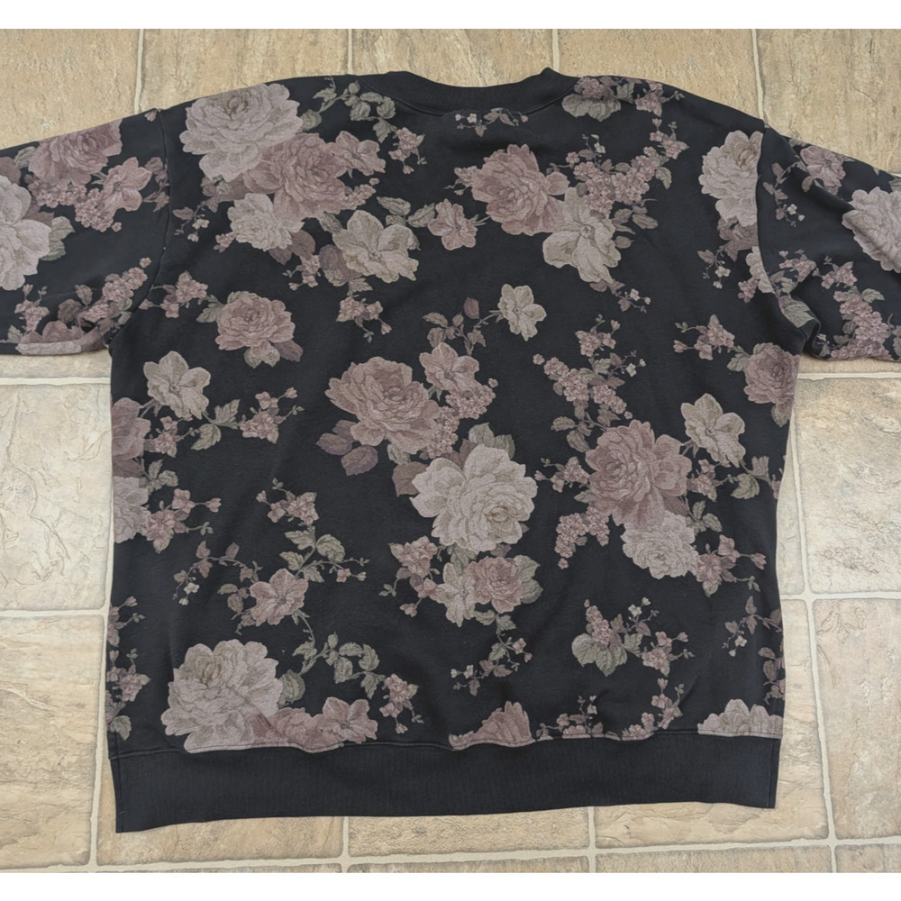 Torrid sz 3 or 3X Fleece Sweatshirt floral print long sleeves v-neck 4570 - Picture 4 of 5